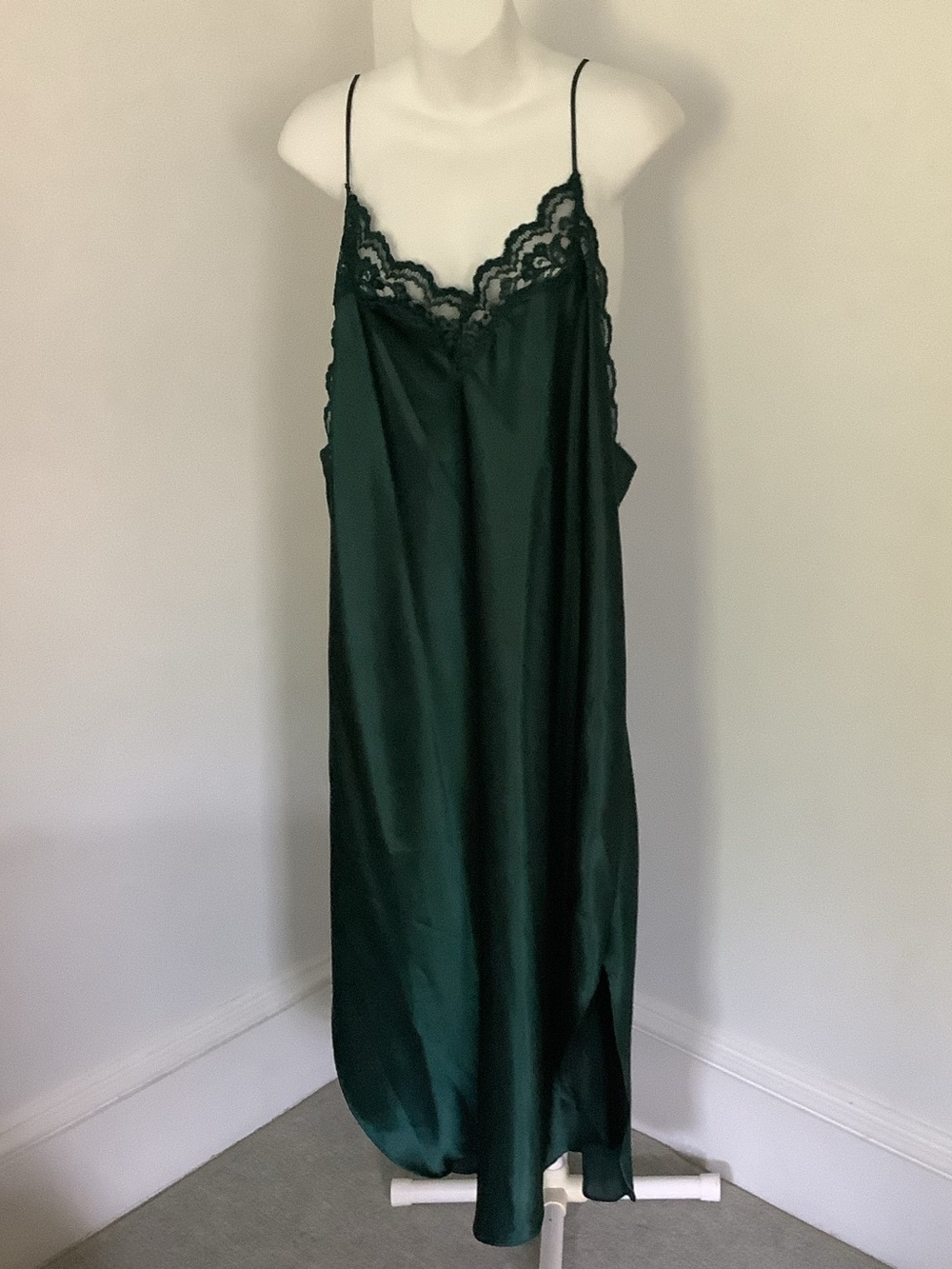 Just For Women Lace-Trim Satiny Slip Dress — Emerald Green Sz. 2X